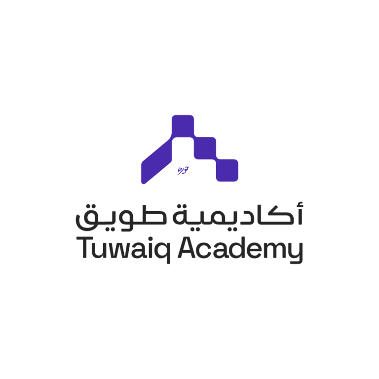 إعلان معسكر أكاديمية مطوري آبل للنساء في أكاديمية طويق لتعلم برمجة وتصميم التطبيقات.